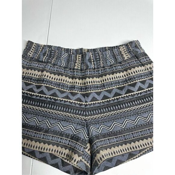 J. Crew Shorts Women's Size 4 Boho Tribal Western Pull On Geometric Pattern - Picture 2 of 11
